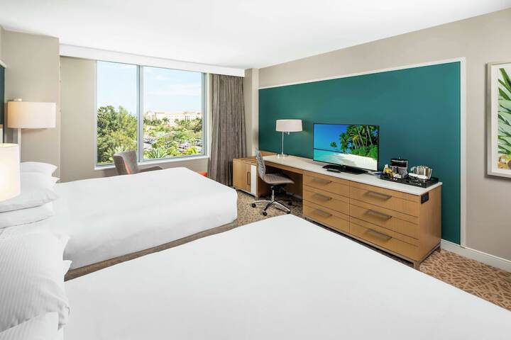 Room 21 of 106