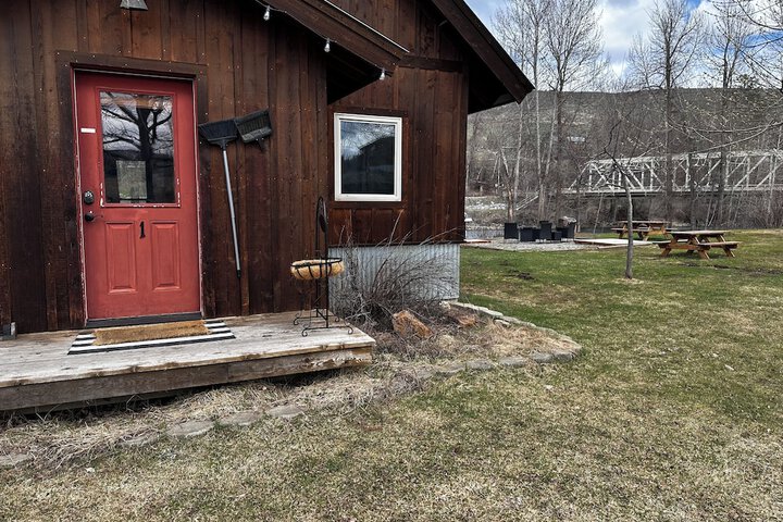 Methow River Lodge & Cabins