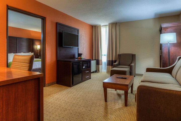 Room 34 of 68