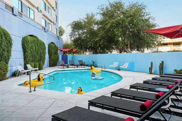 Pool 4 of 36