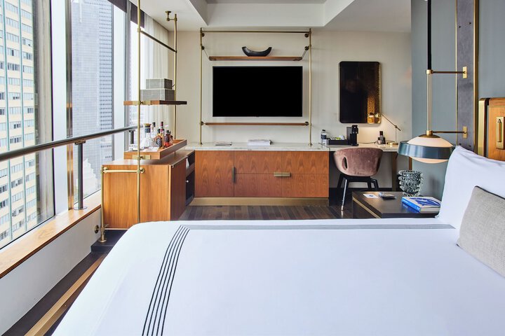 Room 47 of 114