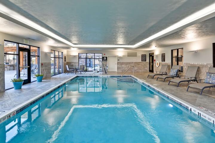 Pool 5 of 36