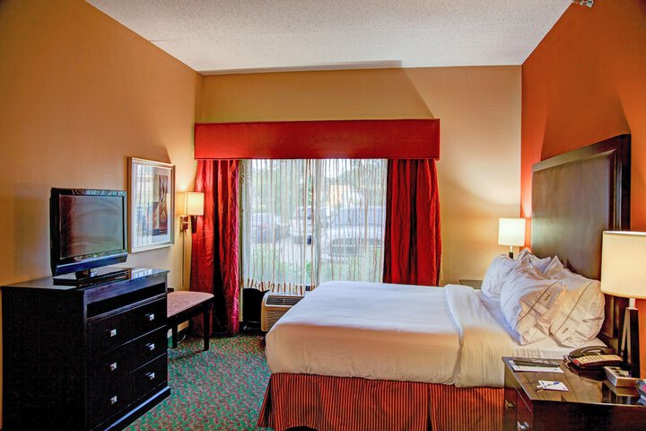 Room 25 of 55