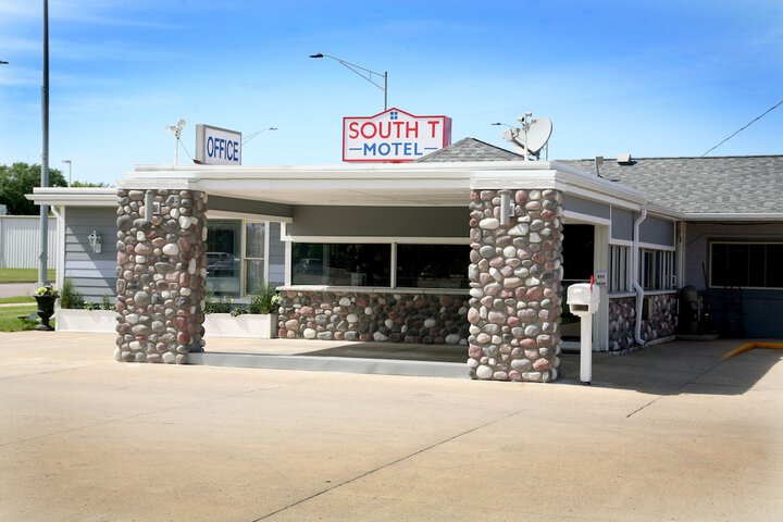 South T Motel