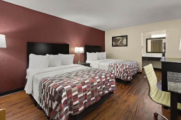 Red Roof Inn & Suites Cave City