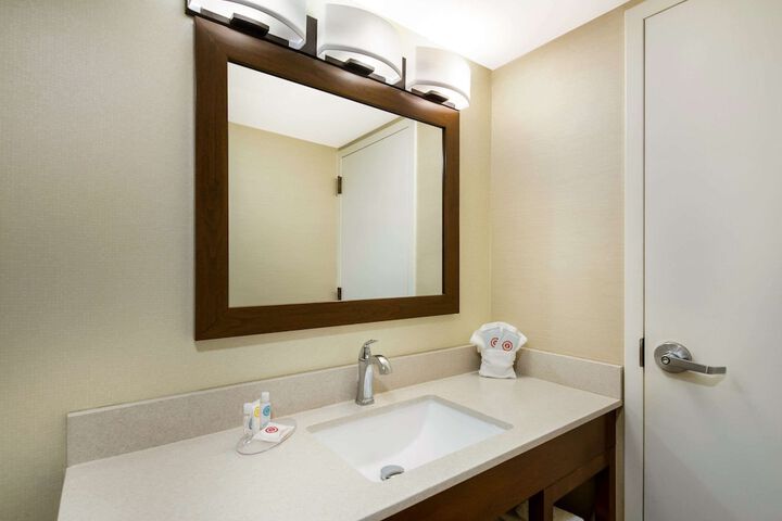 Room 21 of 31