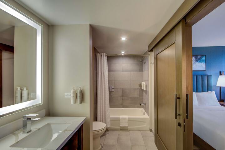 Embassy Suites by Hilton Virginia Beach Oceanfront Resort