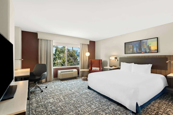 Room 31 of 42