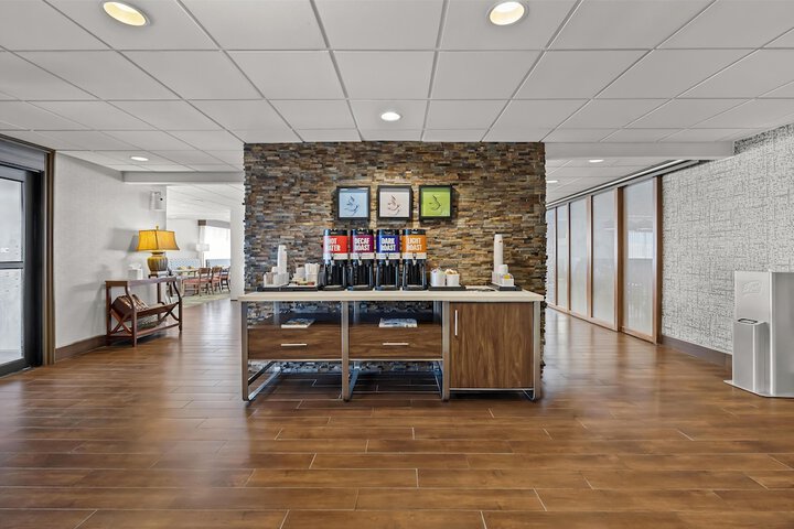 Hampton Inn Toledo-South / Maumee