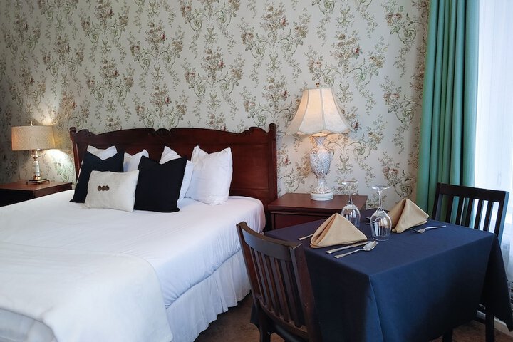 Room 37 of 91