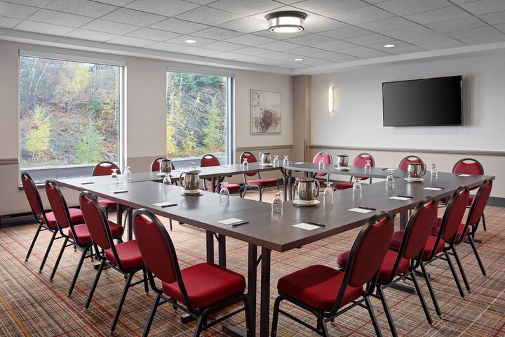 Delta Hotels by Marriott Sherbrooke Conference Centre