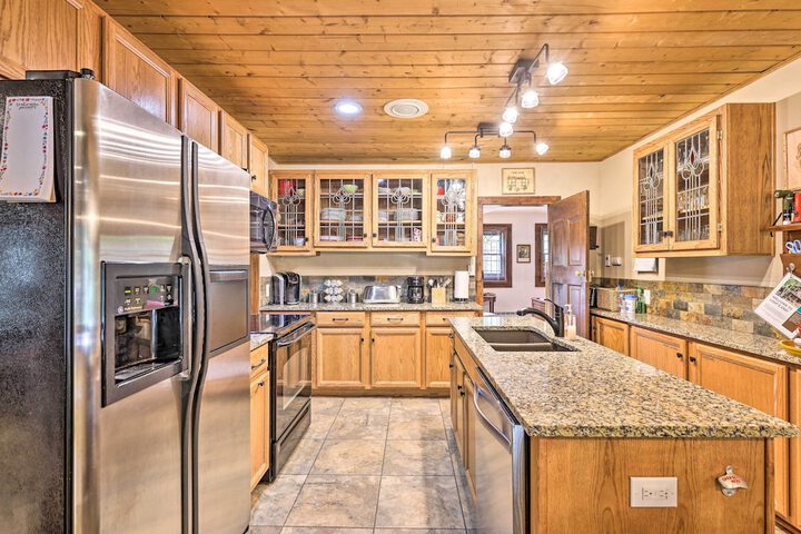 Family Home in Georgetown: Walk to Town & Railroad
