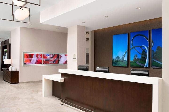 Hotel Interior 10 of 31