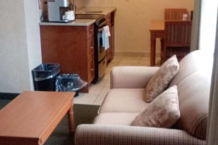 Room 13 of 97