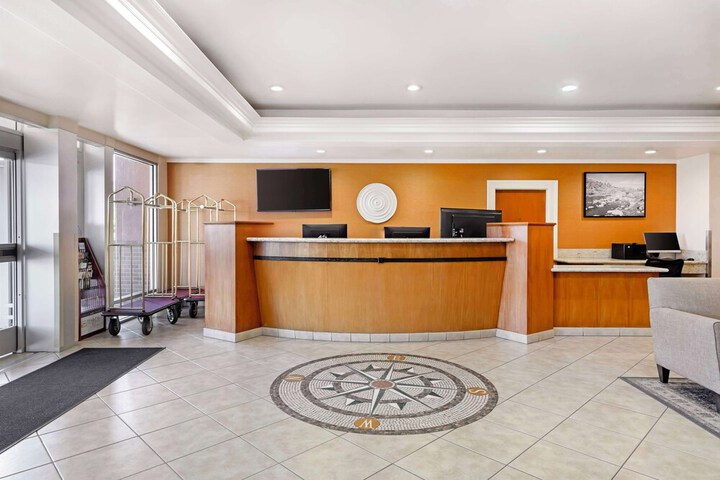 Hotel Interior 9 of 43