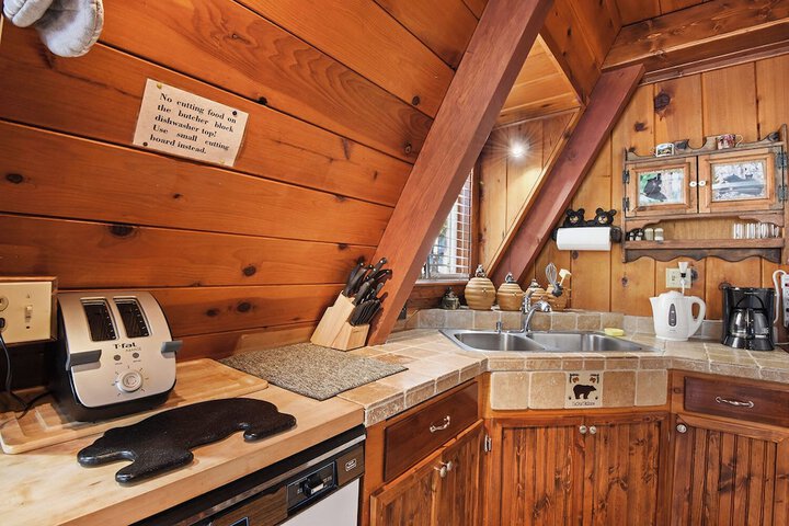 Beautiful Mountain Getaway