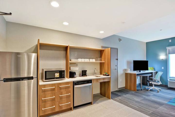 Room 30 of 43