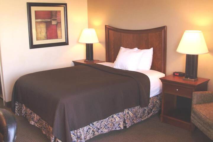 Room 8 of 36