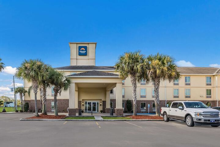 Hotel 2 of 30