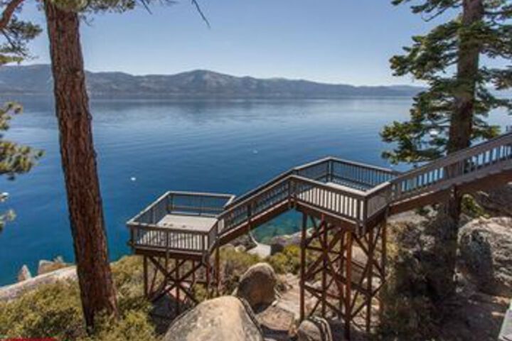 Boulder Shores Lakefront