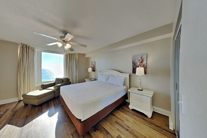 Room 102 of 394