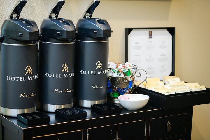 Breakfast/Coffee Service 60 of 66