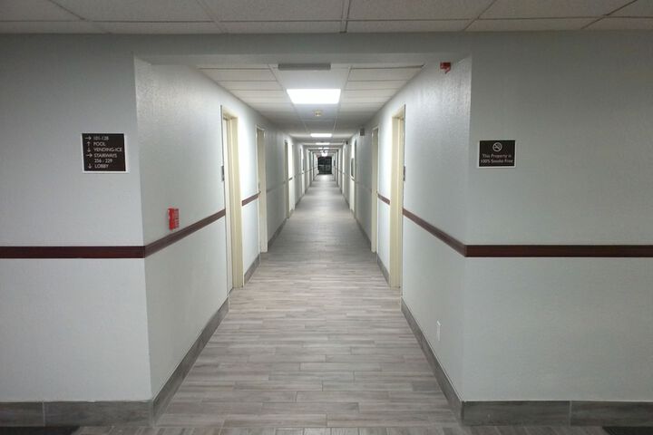 Ballroom/Hall 47 of 48