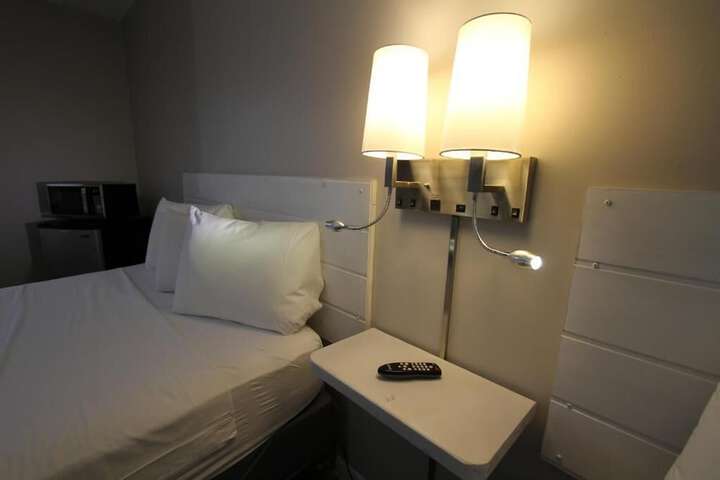Room 30 of 49