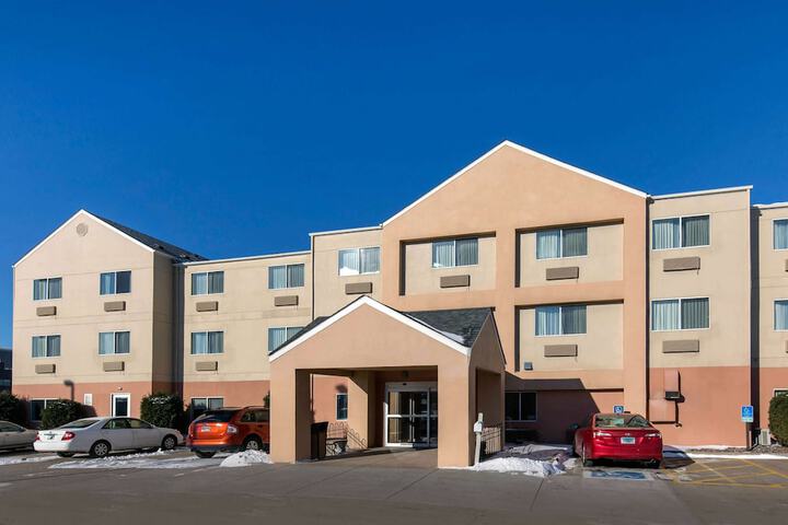 Hotel 3 of 33