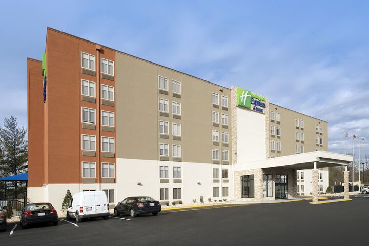 Hotel 2 of 21