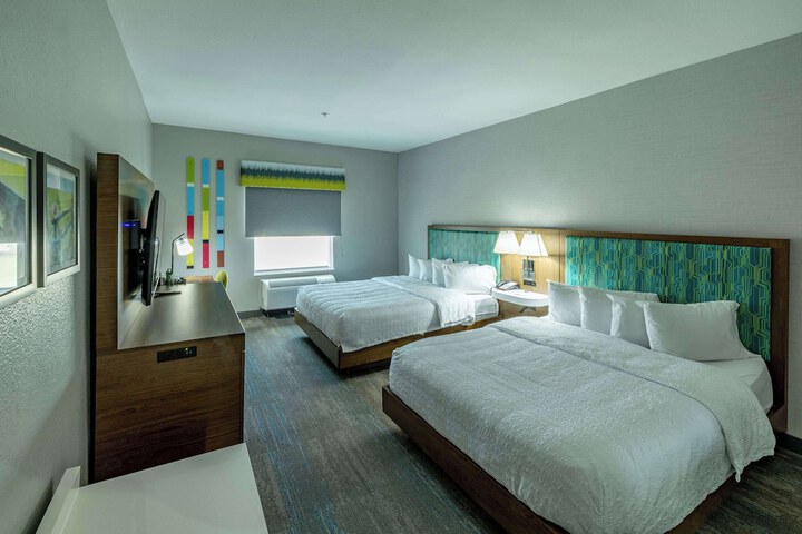 Room 27 of 42