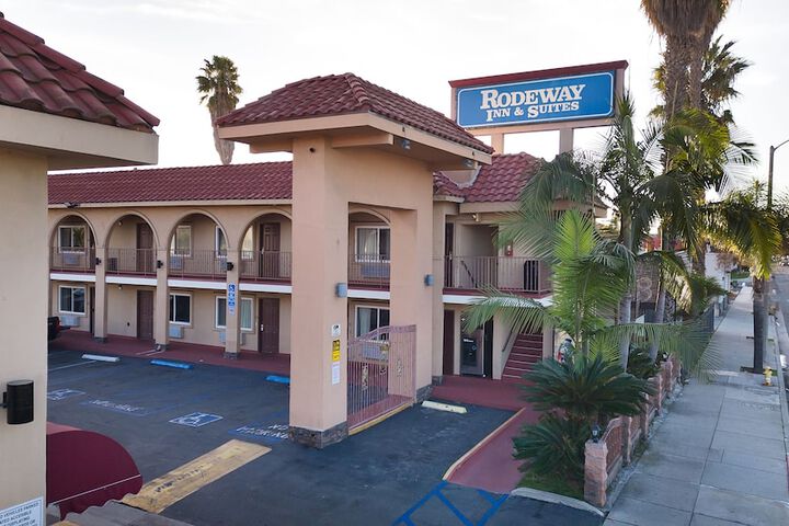 Rodeway Inn & Suites Bellflower