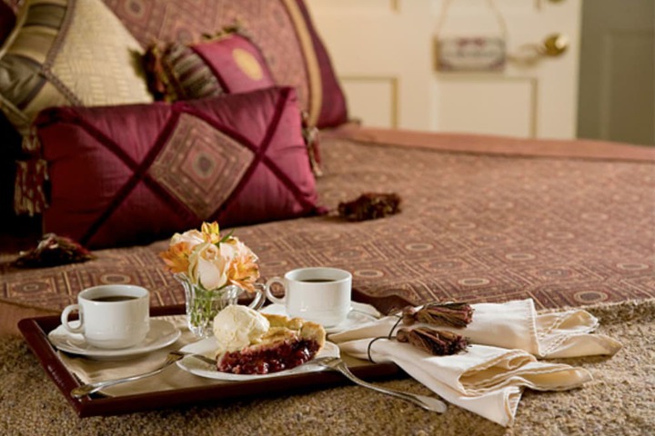 Berry Manor Inn