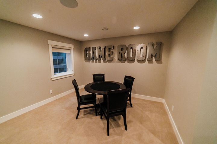 Room 44 of 230