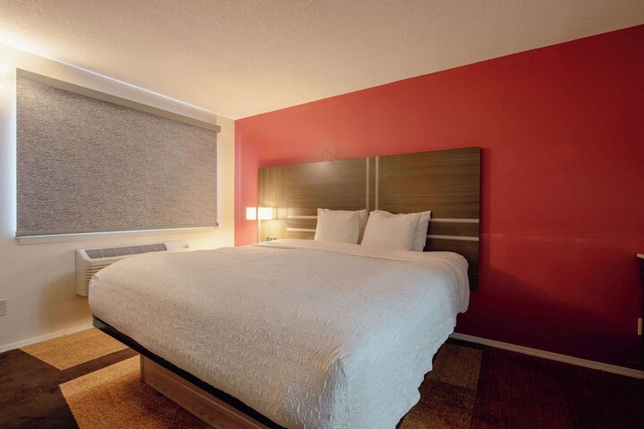 Room 39 of 52