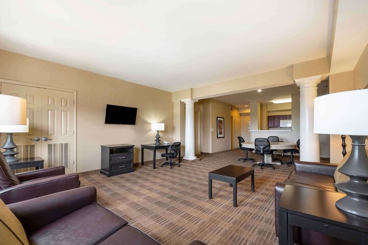 Room 20 of 28