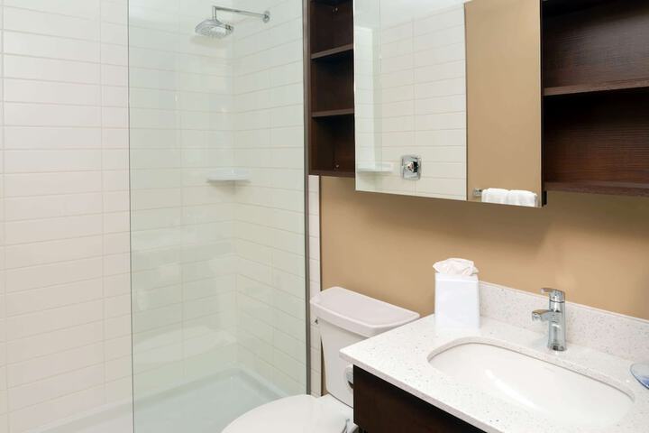 Microtel Inn & Suites by Wyndham Red Deer