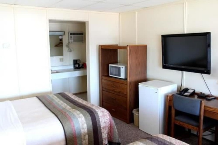 Room 35 of 40