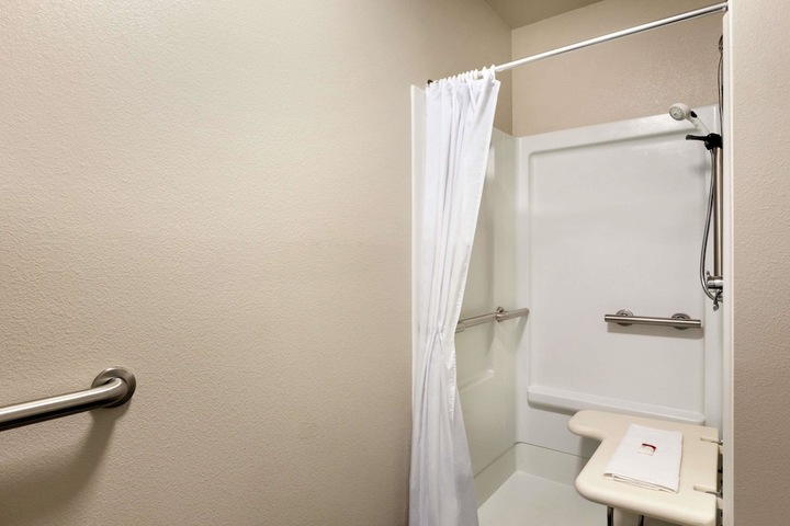 Room 12 of 20