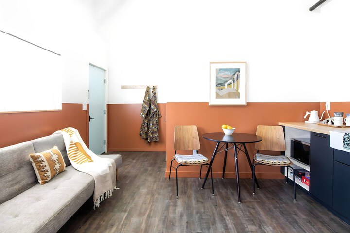 Mellow Moon Lodge