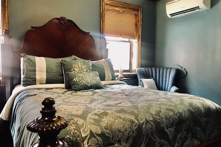 Room 28 of 95