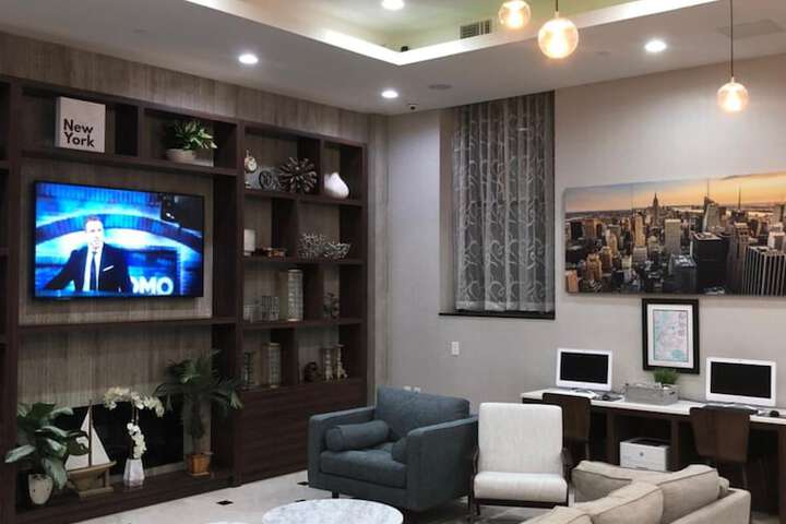Room 22 of 35