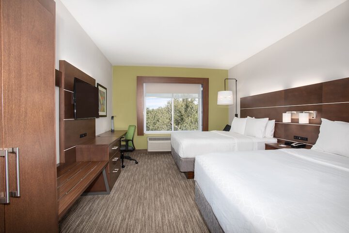 Room 22 of 36