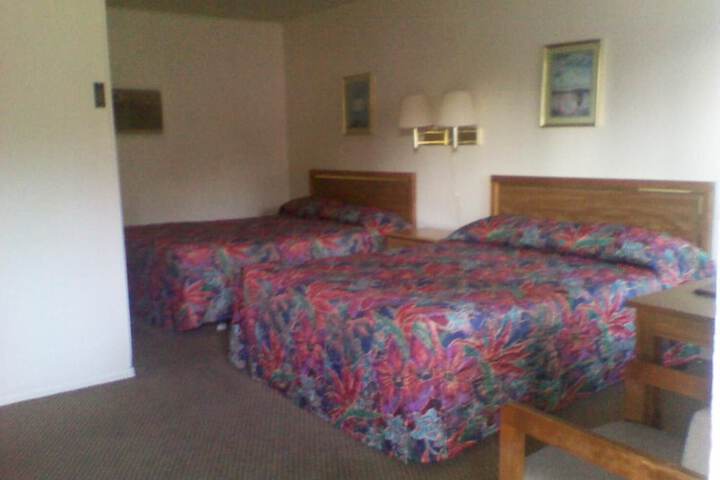 Room 8 of 24