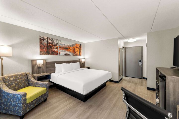 Room 16 of 31