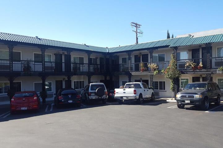 Hotel 2 of 28