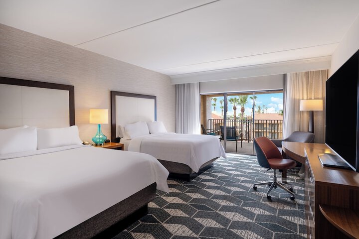 Crowne Plaza Phoenix - Chandler Golf Resort by IHG