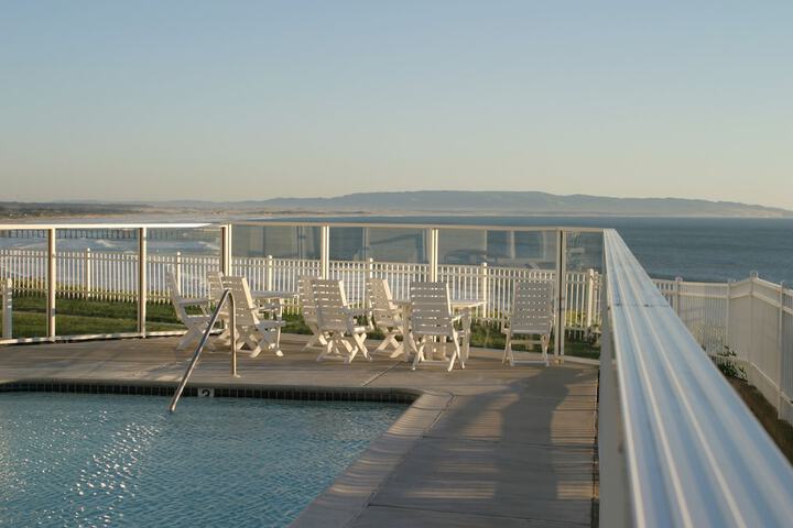 Pool 11 of 55