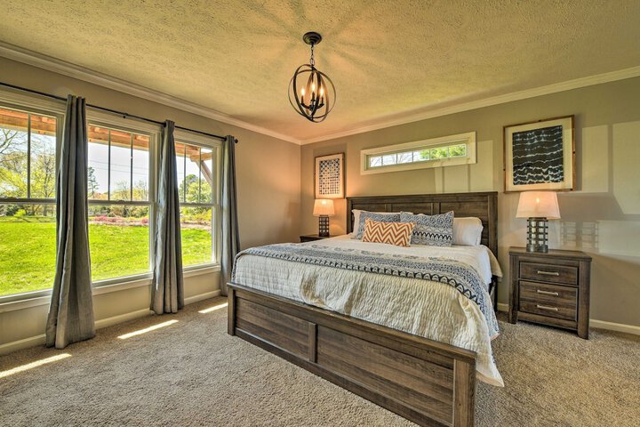 Riviera Paradise W / Private Dock! 4 Bedroom Home by RedAwning