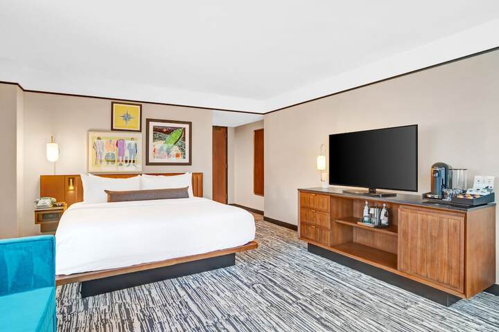 Room 70 of 138